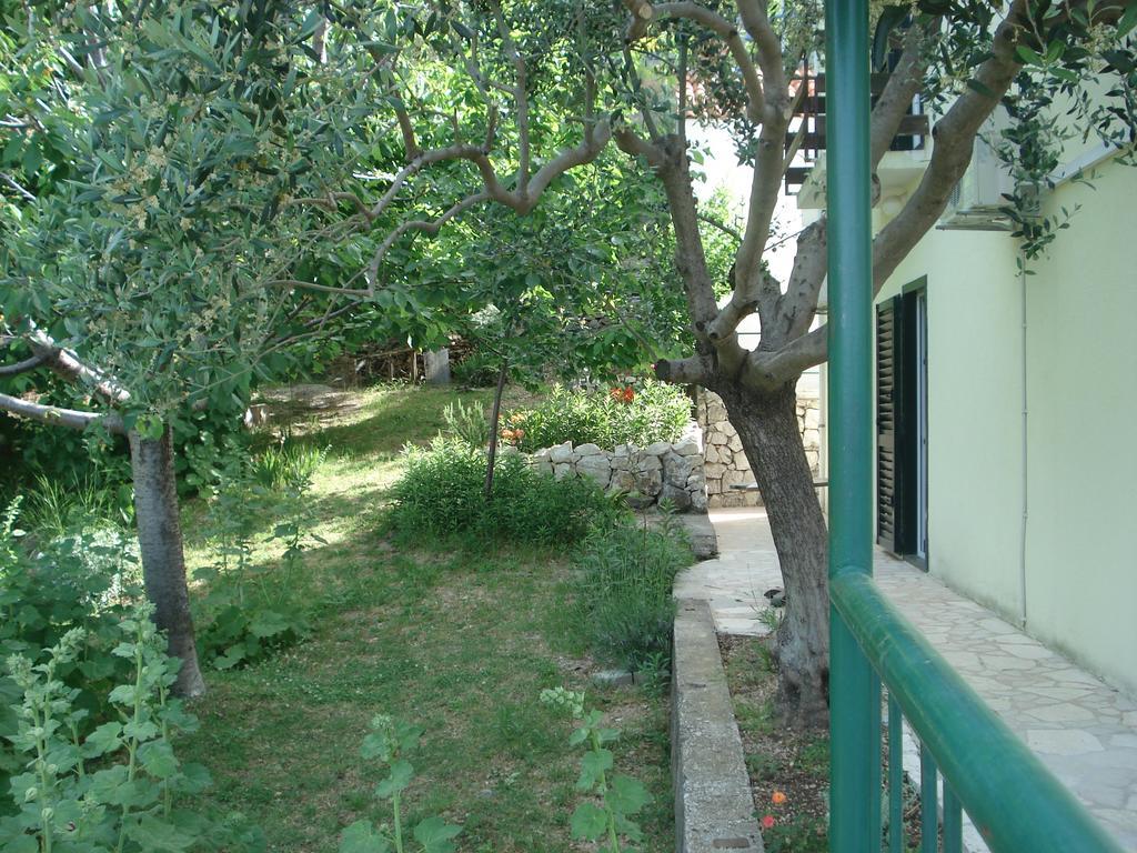 Apartments Smiljana Omiš Εξωτερικό φωτογραφία