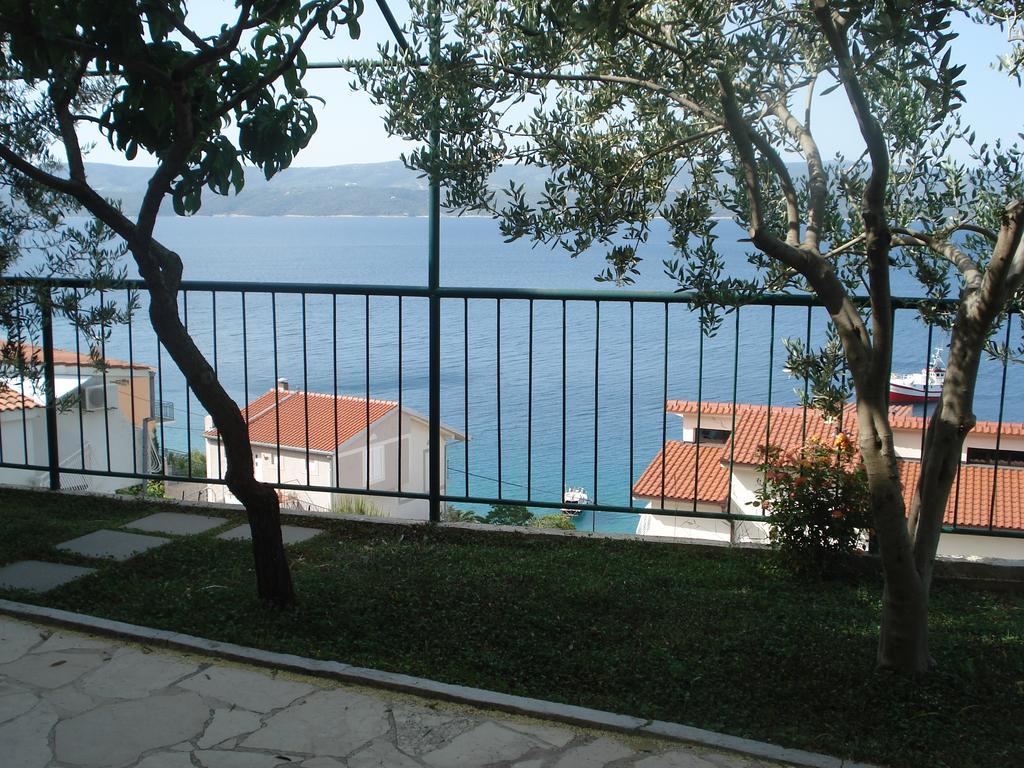 Apartments Smiljana Omiš Εξωτερικό φωτογραφία