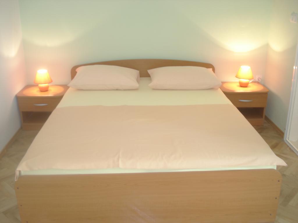 Apartments Smiljana Omiš Εξωτερικό φωτογραφία