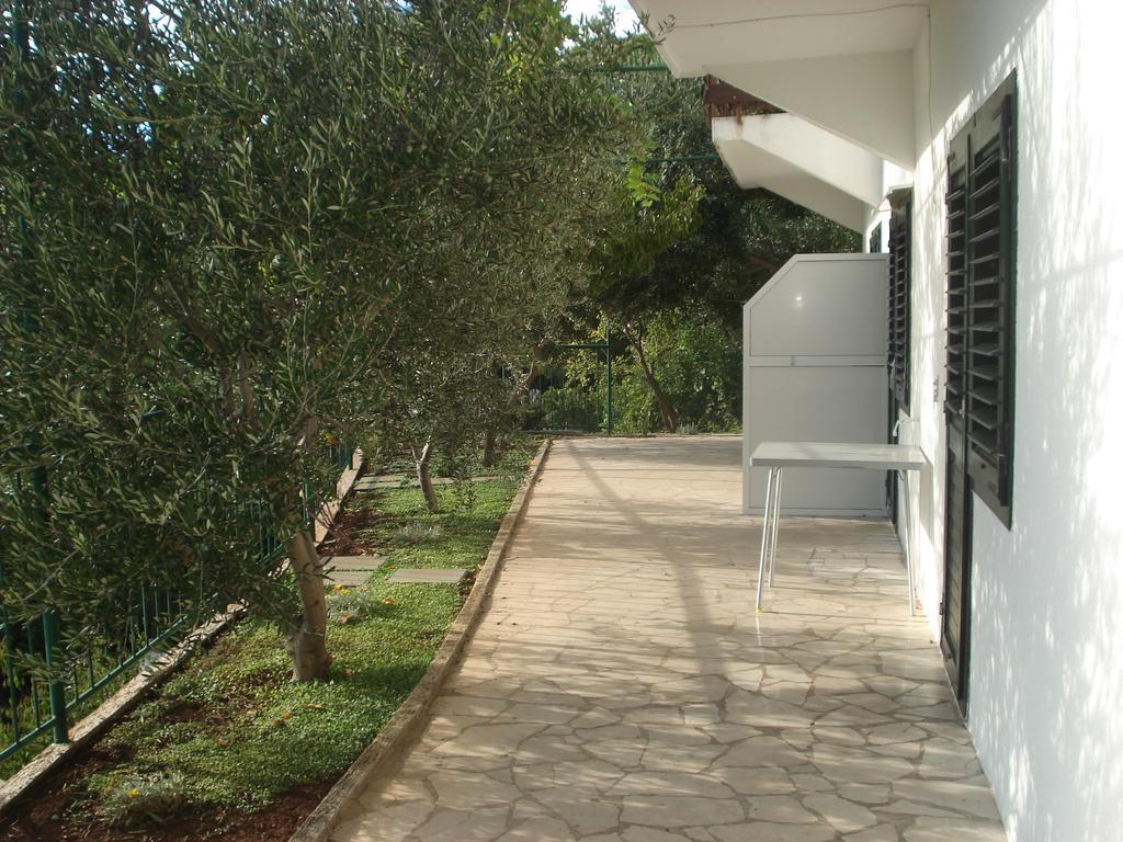Apartments Smiljana Omiš Εξωτερικό φωτογραφία