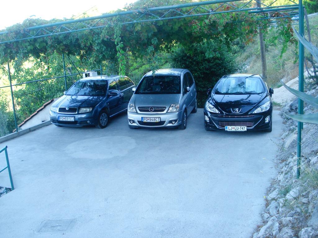 Apartments Smiljana Omiš Εξωτερικό φωτογραφία